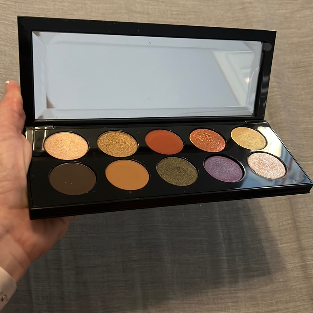 Pat McGrath mothership vi
